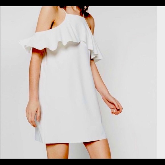 ZARA white off-shoulder cut out dress - Picture 4 of 4